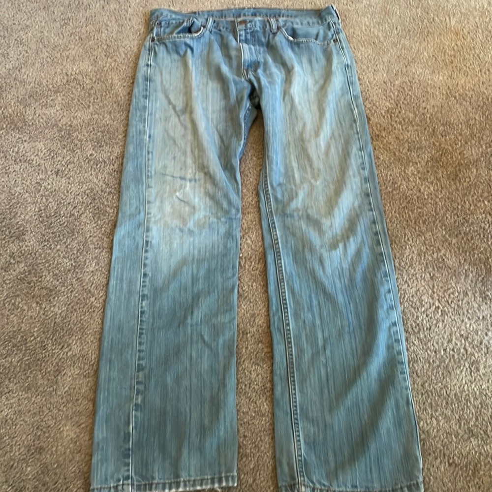 Mens  Levi blue jeans size w36 l34